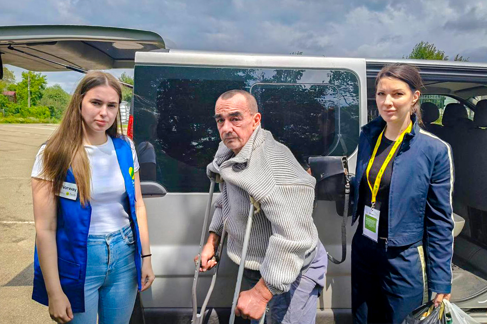 Життя під обстрілами: команди «Рокади» у Сумах і Чернігові допомогли чоловікові знайти прихисток у безпеці